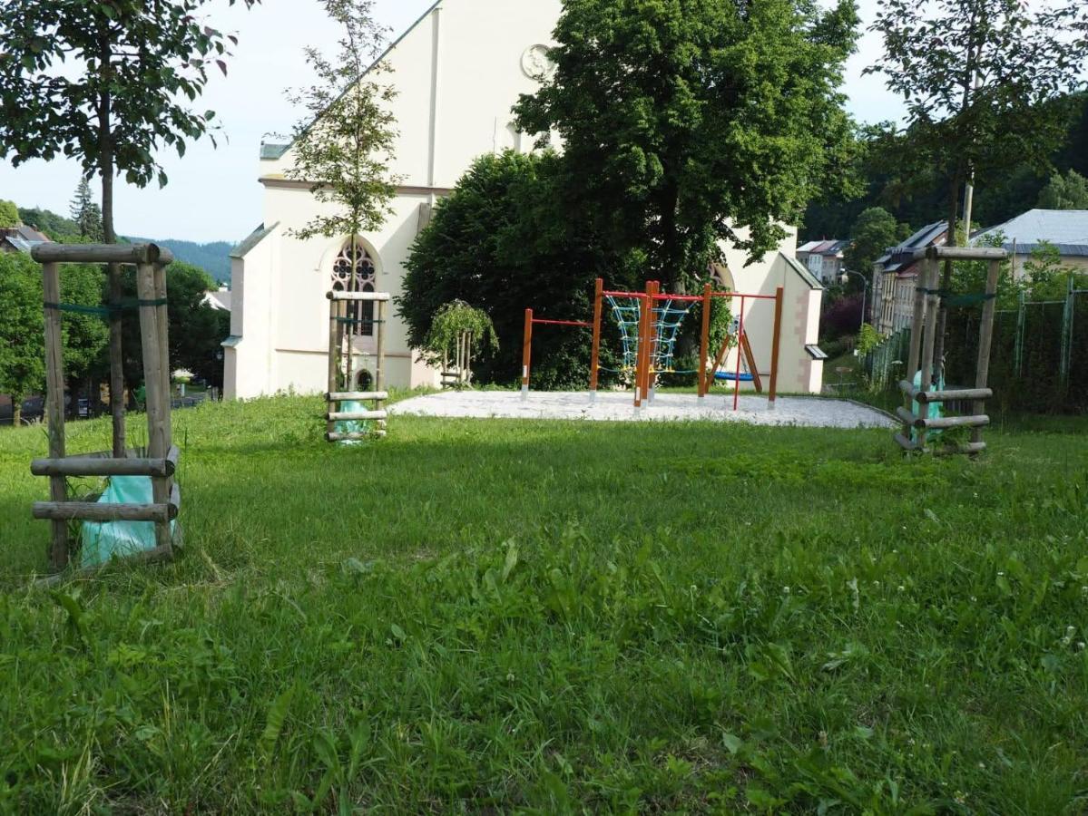 U Vahy Jachymov Apartman Kültér fotó