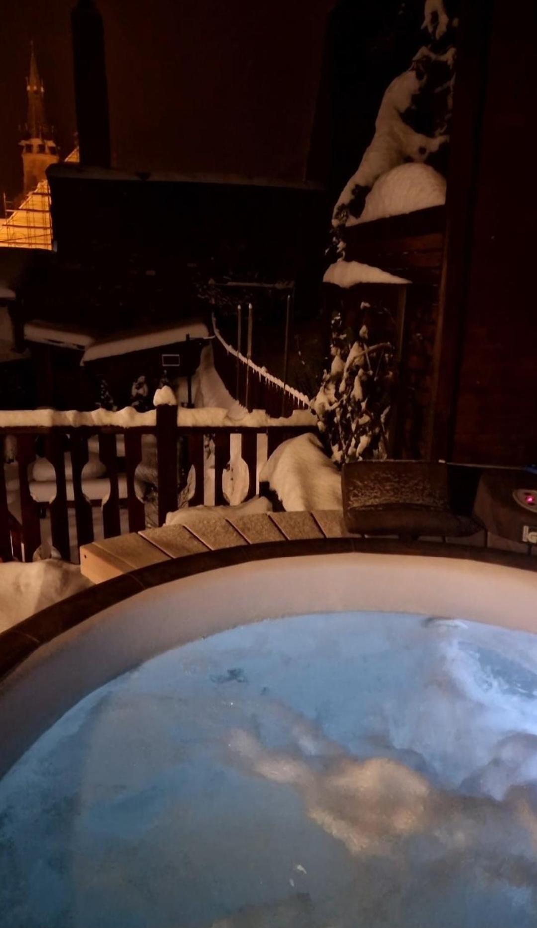 U Vahy Jachymov Apartman Kültér fotó